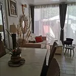 La En Bord De Sur Apartmán